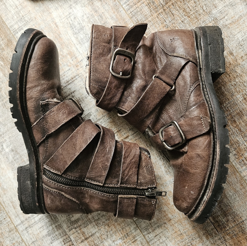Frye Veronica - Picture 2 of 6